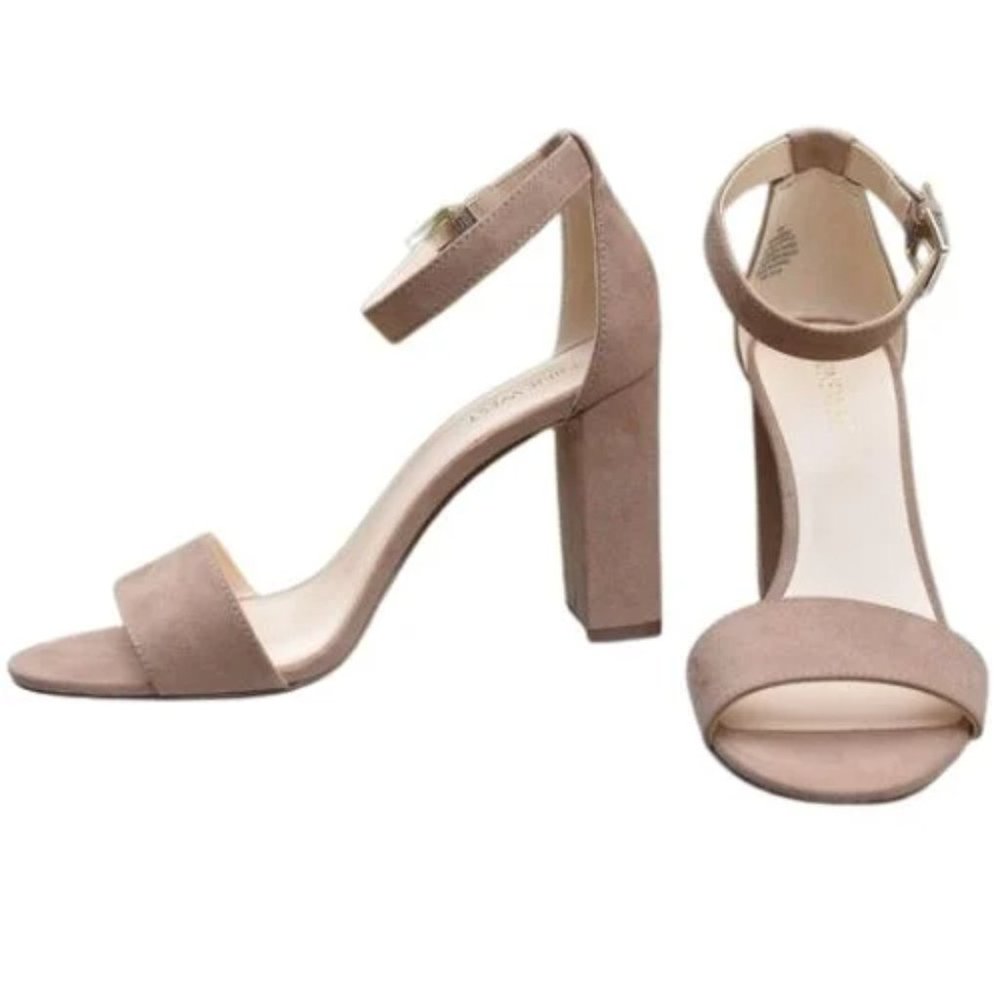 Nine West Nora / Abrah Nude Suede Sandal Size 6